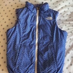 EUC The North Face Reversible Vest size 7/8